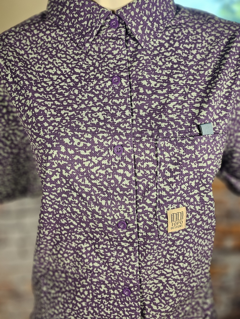 Topo Designs Retro River Shirt SS Women's Medium NWT Purple Crackle Loganberry